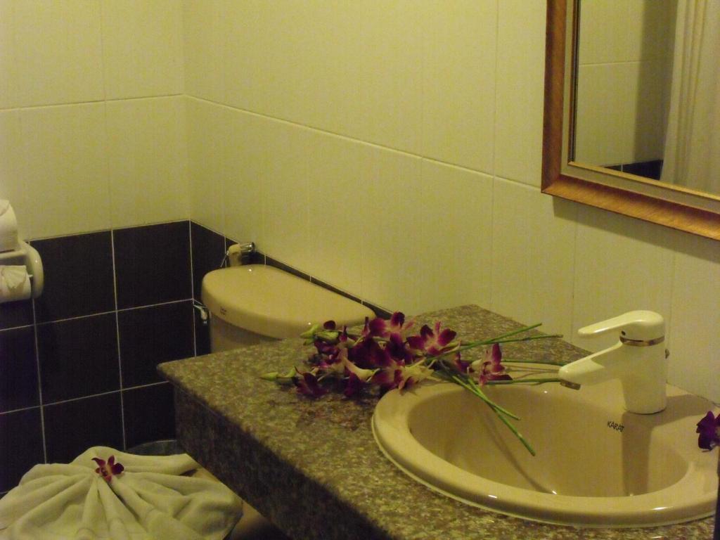 Hotel Baan Pulaoon Krabi town Habitación foto